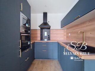  Appartement à louer 3 pièces 79 m²