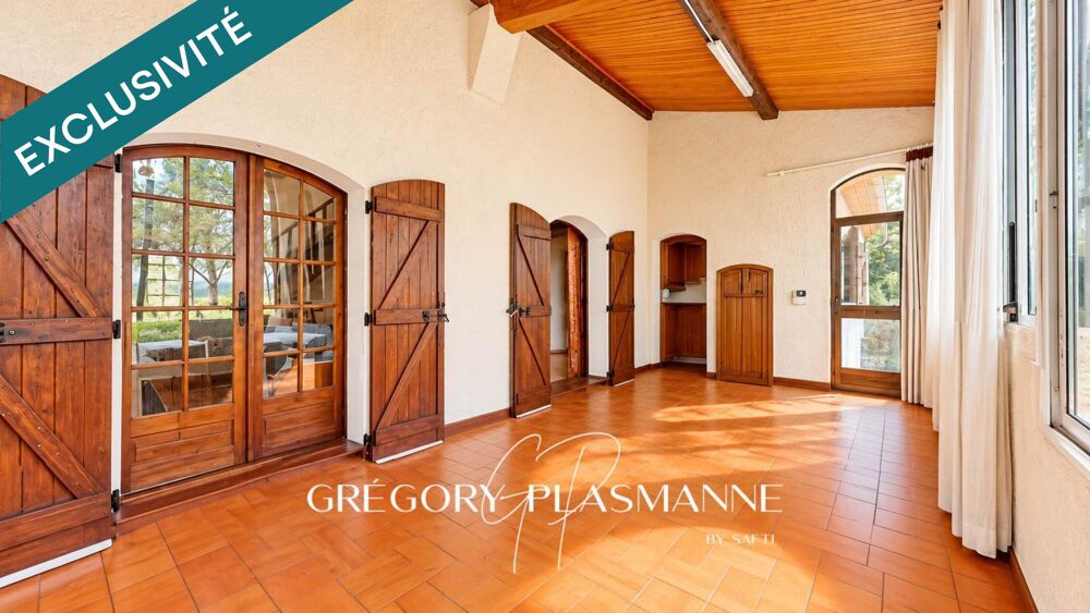 Vente Maison Maison de 3 chambres à rafraichir sur un terrain constructible de 5550 m2 avec piscine ! Flassans-sur-issole