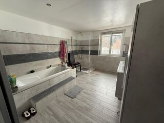  Maison � vendre 7 pi�ces 209 m�