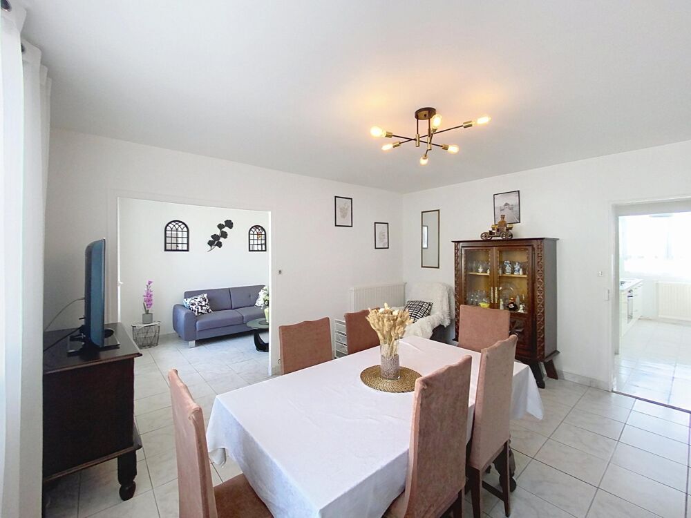 APPARTEMENT T4/5 80m2 AU PIED DU TRAM