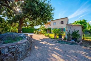  Maison  vendre 8 pices 247 m