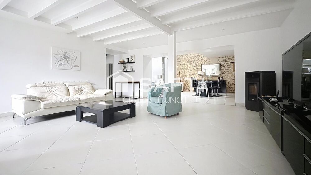 Vente Maison Maison 6 pièces 186 m² Saint-yzan-de-soudiac