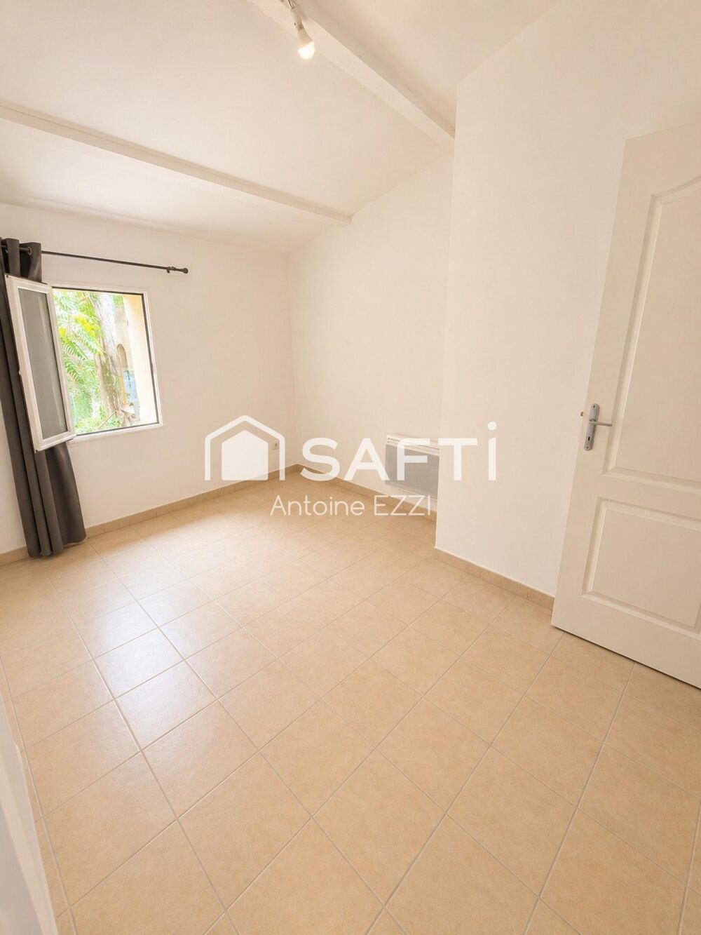 Vente Appartement T3 au cœur d'Eyguières ! Eyguieres