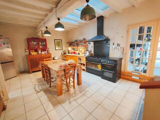  Maison � vendre 8 pi�ces 266 m�