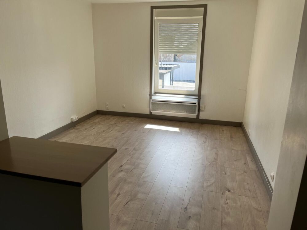 Vente Immeuble Immeuble locatif avec six appartements. Locmine