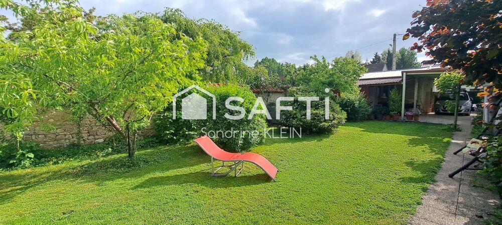 Vente Maison Maison de ville, 173 m², 9 pièces avec jardin, garage et dépendance Saint-pierre-les-nemours