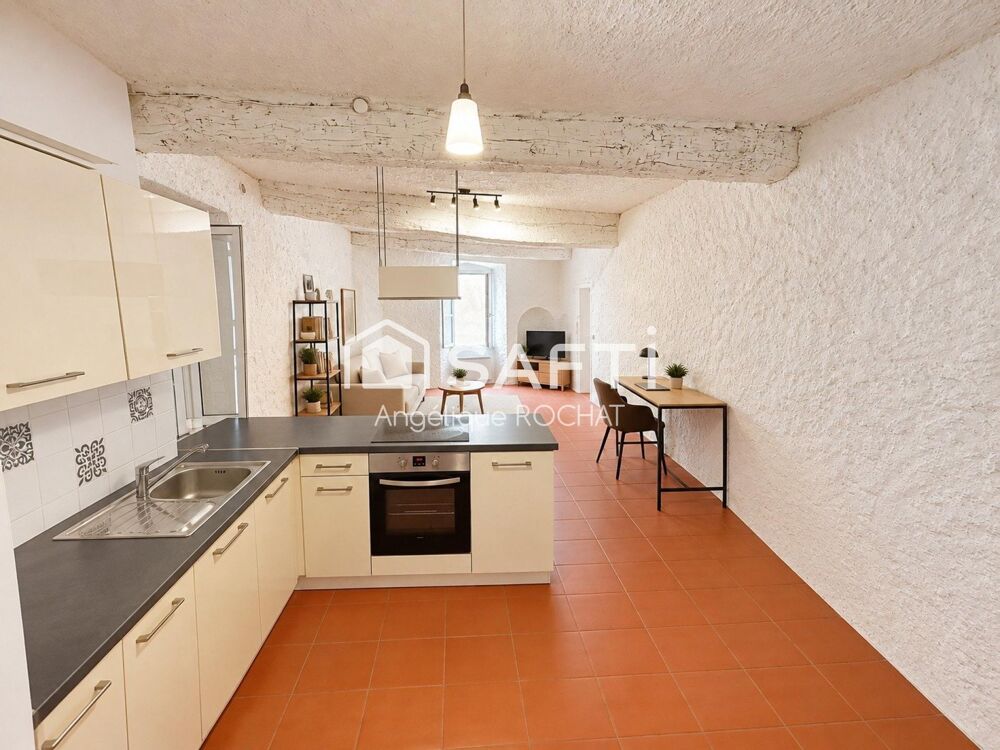 Vente Maison Maison de village au centre de Magalas sur 2 niveaux environ 63m2 Magalas