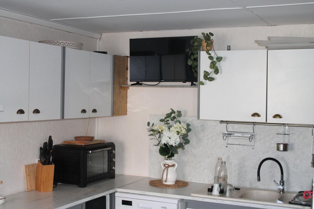Vente Maison maison rénovée, à la campagne avec deux chambres,garages et jardin Aillianville