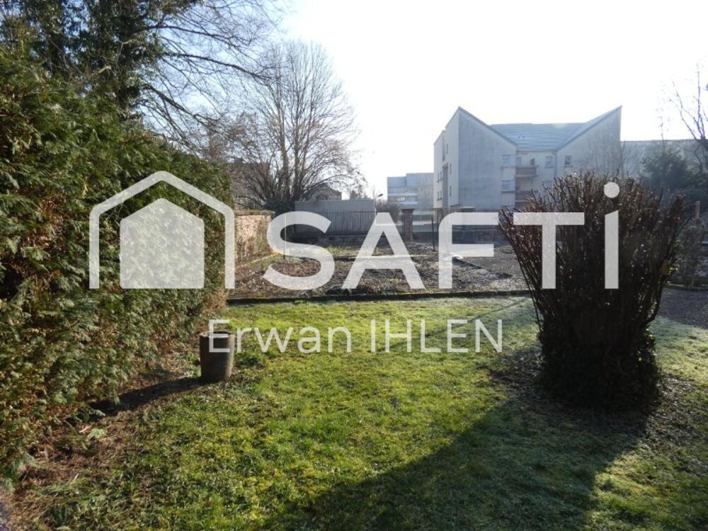 Vente Appartement Appartement , 115 m²,5 pièces,4 chambres,salon cuisine,garage, dépendances et jardin. Luxeuil-les-bains
