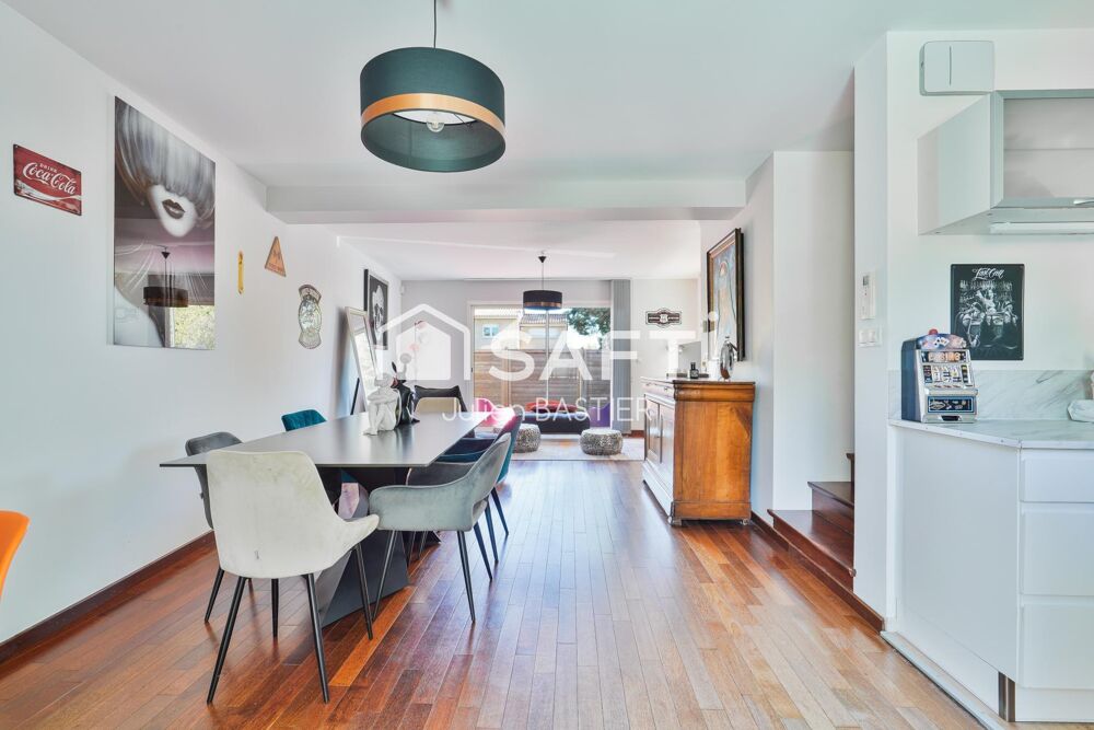 Vente Maison Eysines / Caudéran – Maison d'environ 127m2 avec 4 chambres, 2 extérieurs, stationnement Eysines