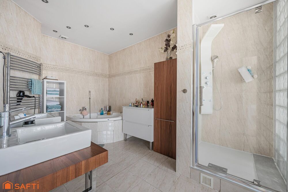 à vendre  Maison Les Lilas (93260)