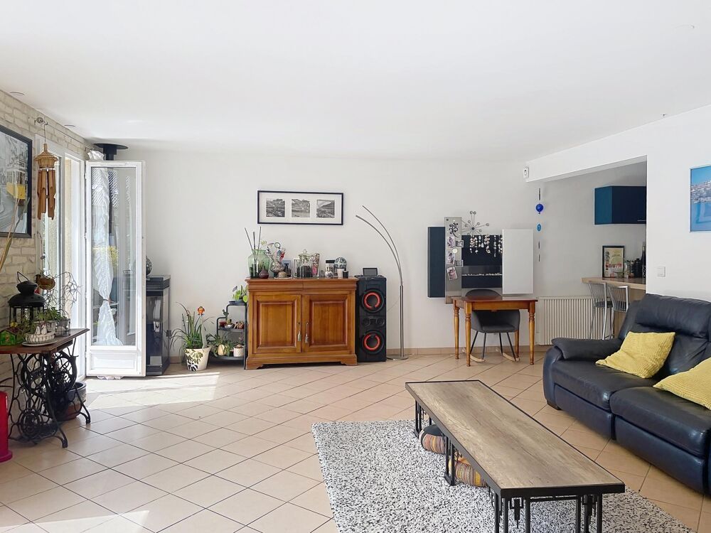 Vente Maison 4 chambres / Pièce de vie de près de 50 m2 / sous-sol total ! Villiers-sur-marne