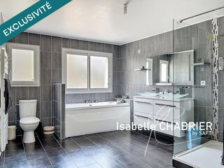  Maison � vendre 6 pi�ces 220 m�