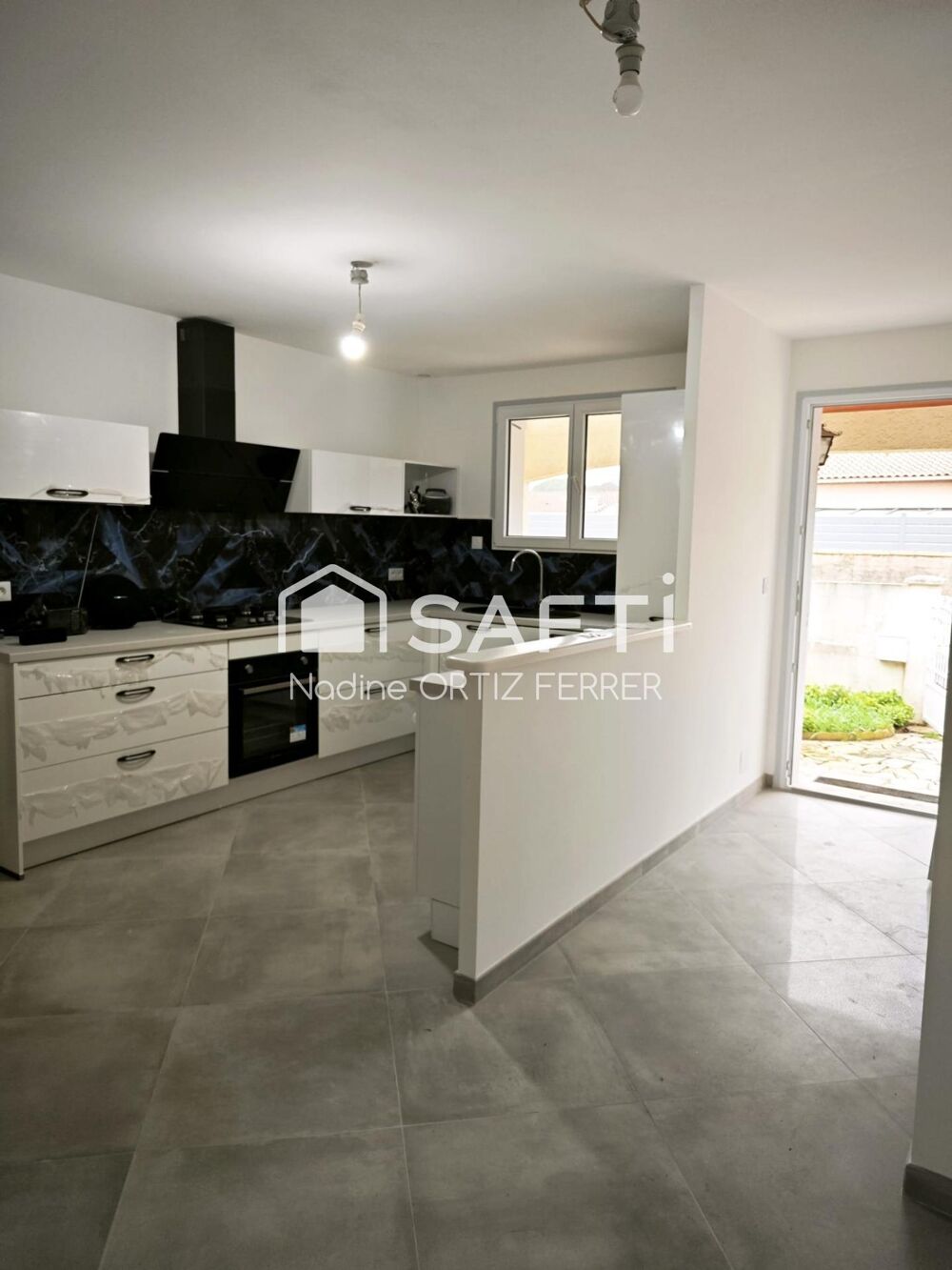 Vente Maison En exclusivité sur Marsillargues Maison Plain Pied 88M2 a visiter sans tarder. Marsillargues