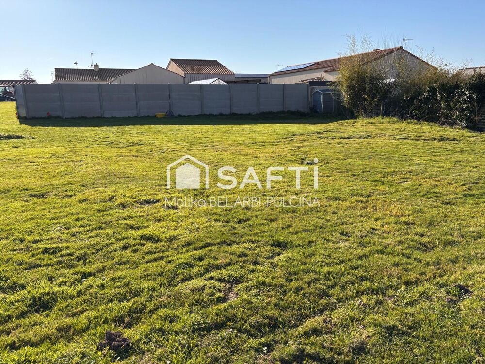 Vente Terrain Terrain à bâtir 708 m2 Saint-mathurin