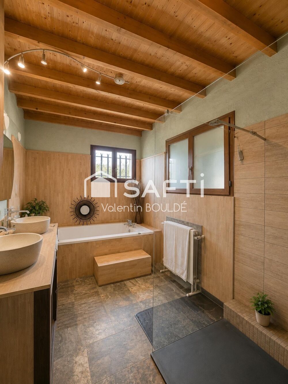 Vente Maison MAISON 5 PIÈCES – 186 m² – TRETS Trets