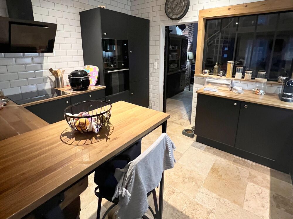 Vente Maison Charentaise rénovée au cœur de Cozes Cozes