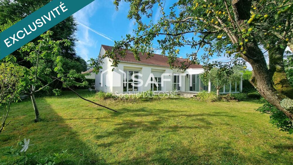 Belle opportunité pour ce beau plain-pied lumineux, idéalement situé, de 136 m², 6 pièces avec un double garage sur un terrain c