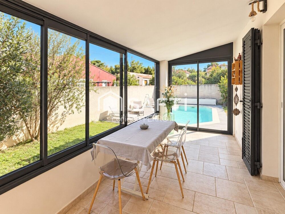 Vente Maison Varage – Plage à pied, villa avec piscine Saint-mitre-les-remparts