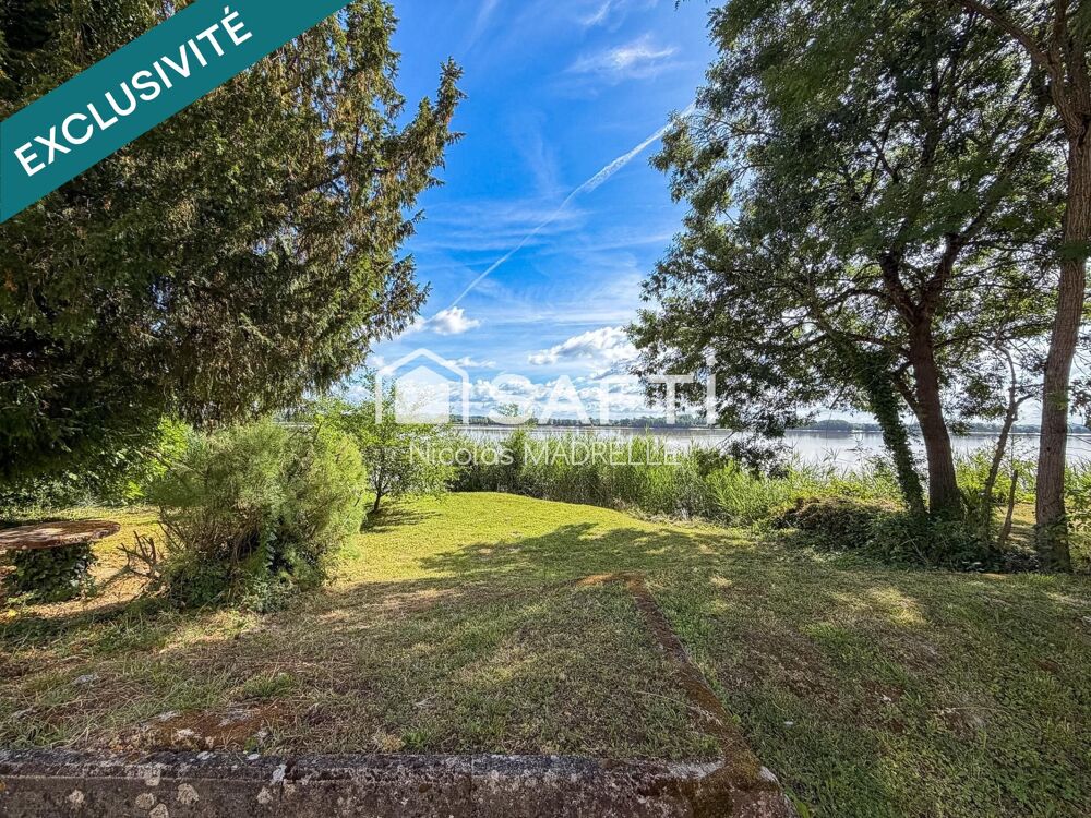AMBÈS  Maison en pierre avec vue exceptionnelle sur la Dordogne