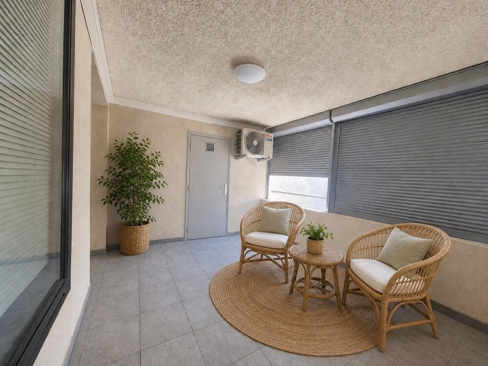 Vente Appartement Intra-muros, T3 de 75m², terrasse, parking, clim Avignon