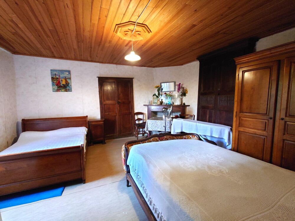 Vente Maison Maison de village avec studio, terrasse et extérieur Douelle