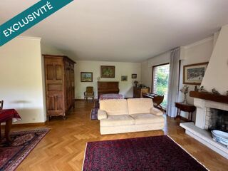  Maison à vendre 10 pièces 204 m²
