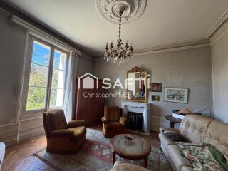  Maison à vendre 12 pièces 243 m²