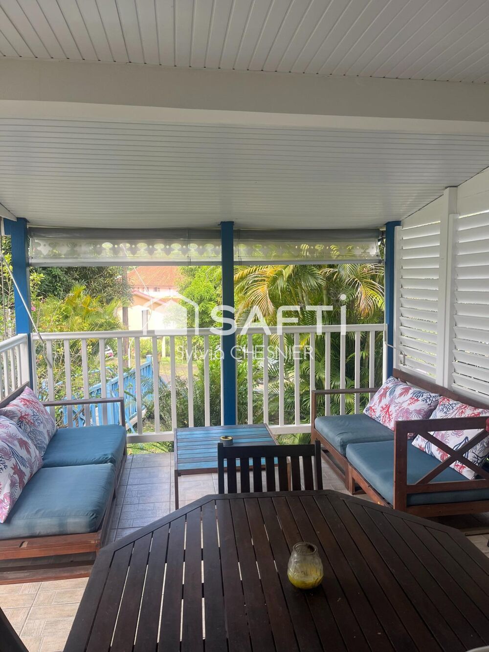 T2 meublé avec terrasse à deux pas des plages