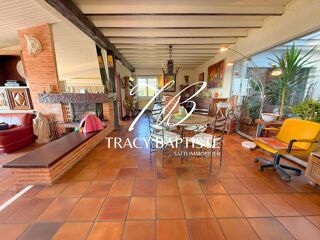  Maison  vendre 9 pices 334 m