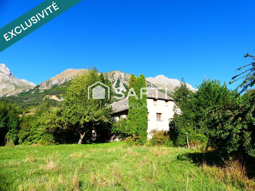 Vente Maison Maison spacieuse avec potentiel et grand terrain Le noyer