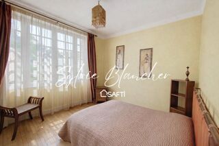  Maison � vendre 10 pi�ces 210 m�