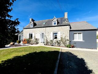 Vente Maison Maison en Pierre vie de plain-pied dans le bourg Côtes d' Armor Begard