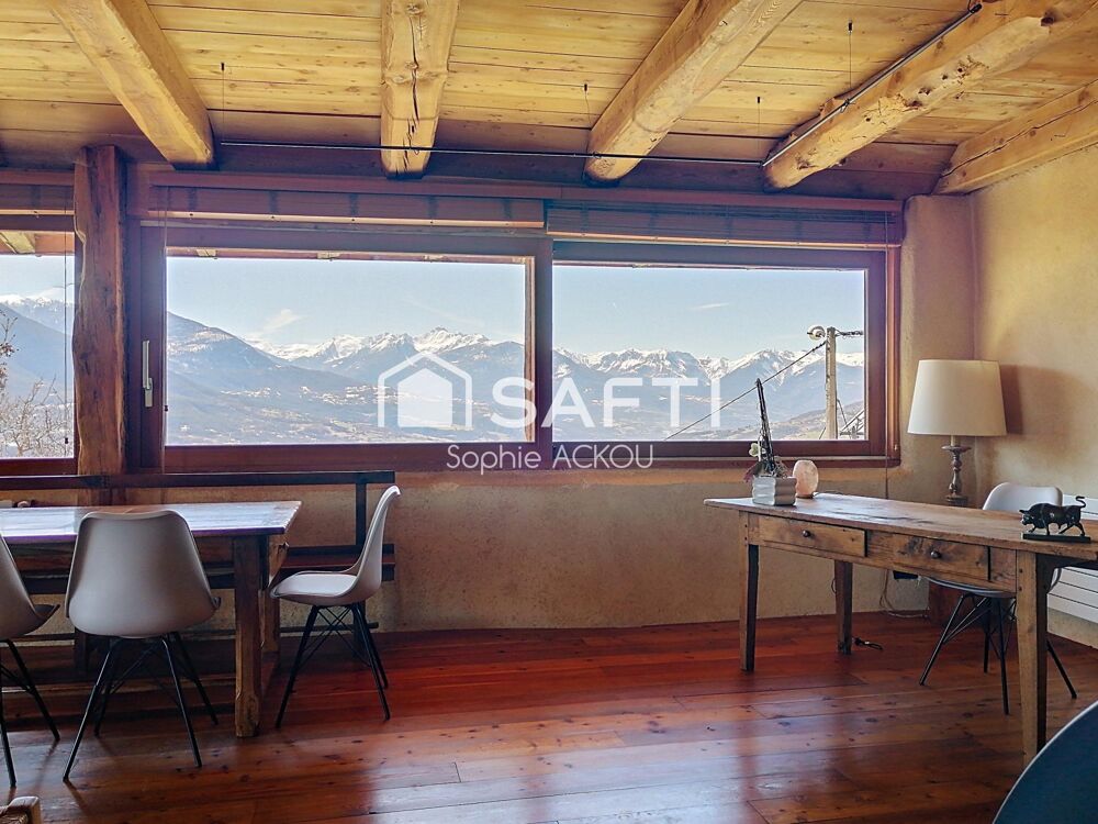 Maison d'exception aux pieds du Parc National des Ecrins