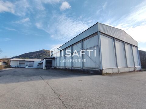 Belle opportunité : Entrepôt de 2300M² sur la commune de UZER 650000 07110 Uzer