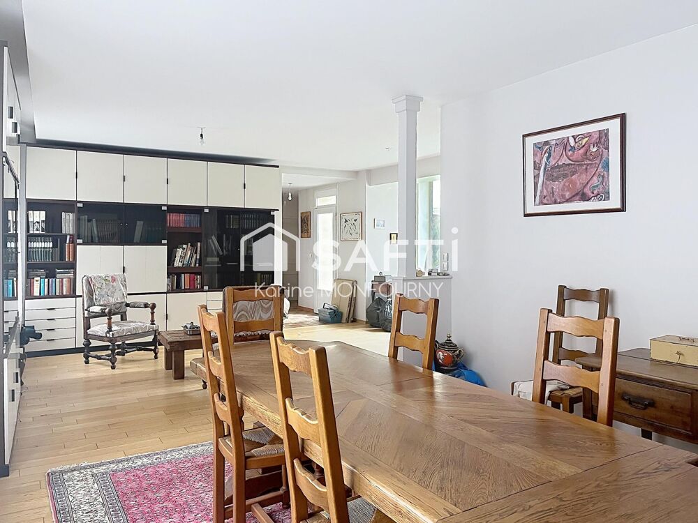 Vente Maison Grande maison en coeur de ville avec garage et patio Saint-quentin