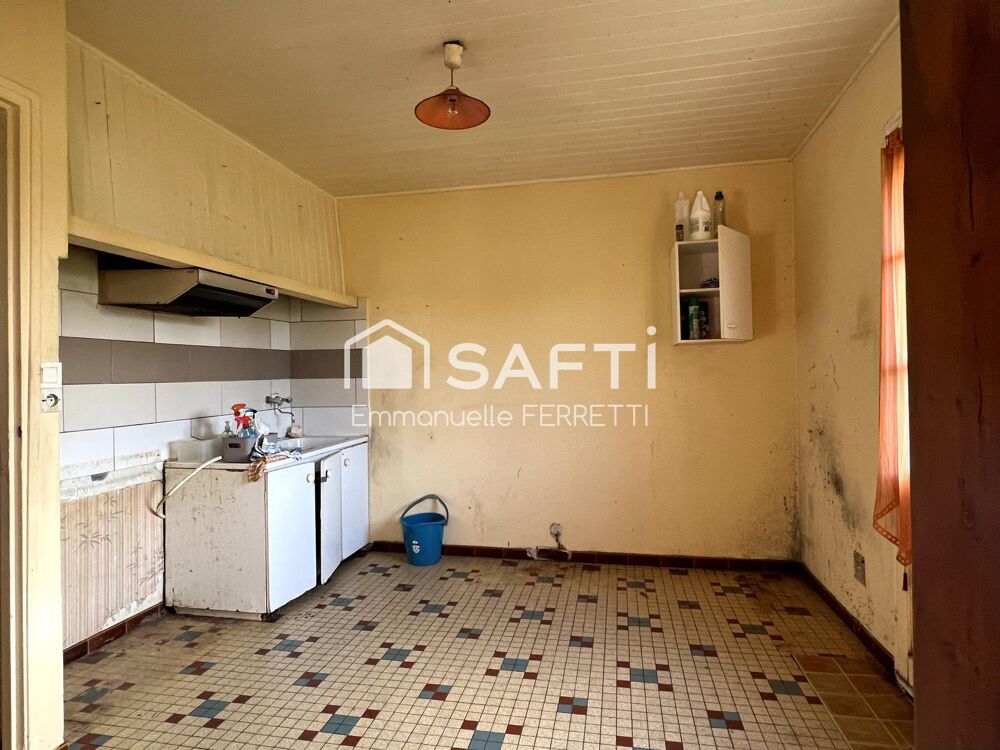 Vente Maison Maison à rénover – 120 m² – 4/5 chambres – Terrain 1 000 m² – Le Girouard Le girouard