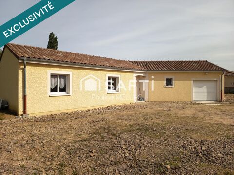   Situ�e � seulement 20min de M�con , cette maison de plain pied offre un cadre id�al pour une famille � la recherche de grands es Maison - 6 pi�ce(s) - 125 m�