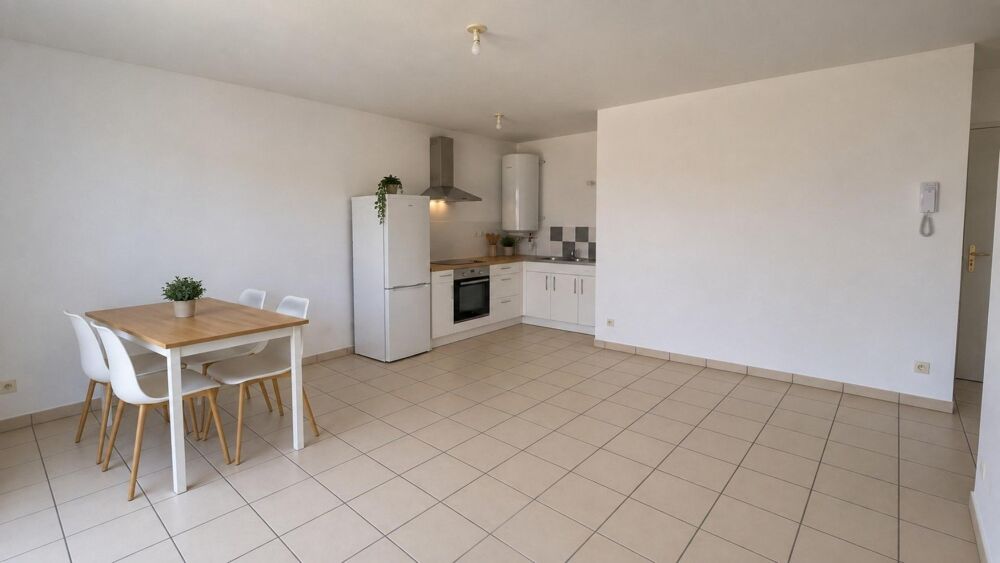 Vente Appartement Au Calme , proche commerce , proche transport Vaulx-en-velin