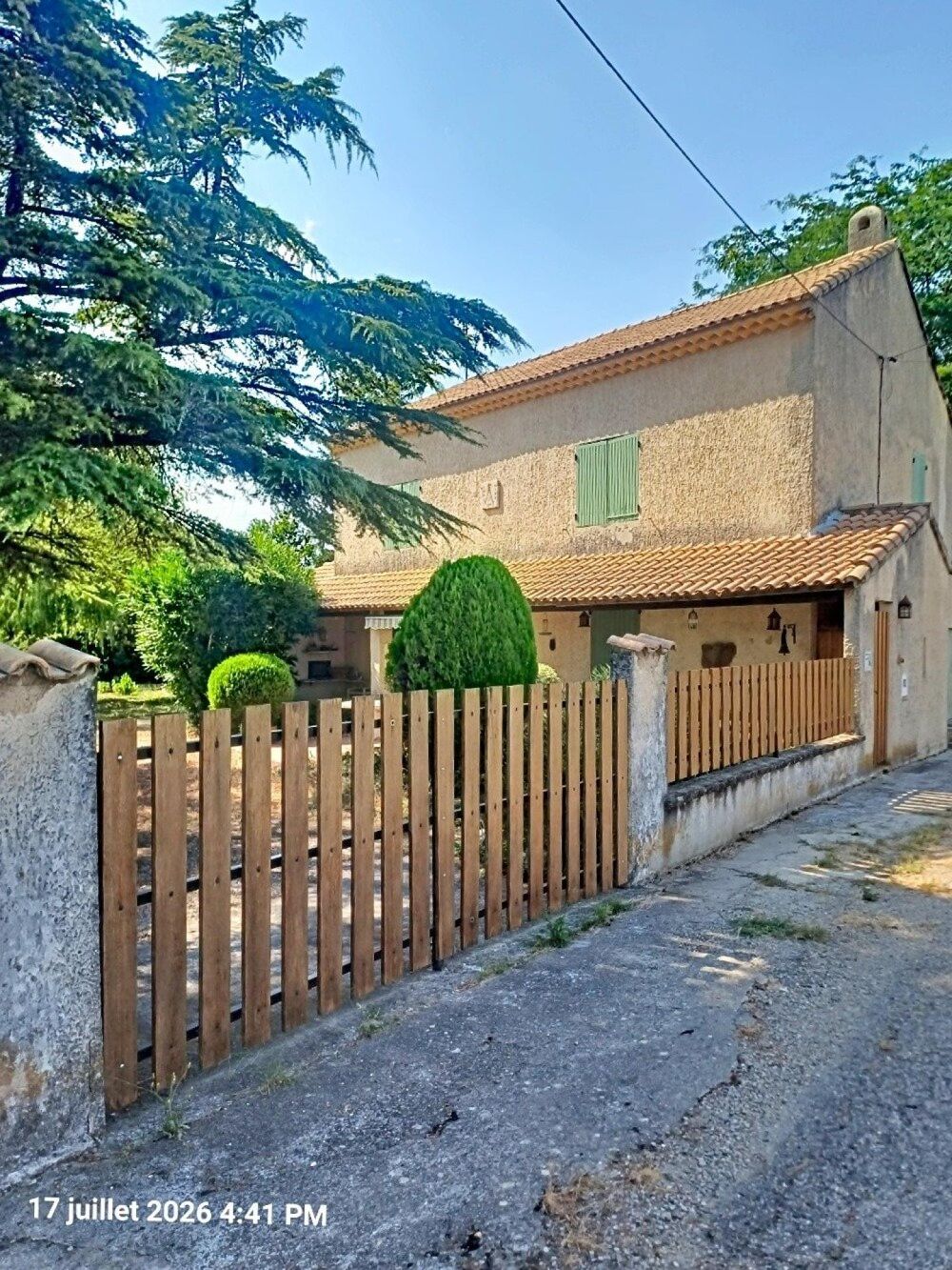 Maison traditionnelle 176 m²  5 chambres  Grand terrain clos  DPE C