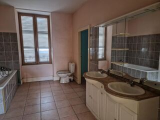  Immeuble � vendre 241 m�