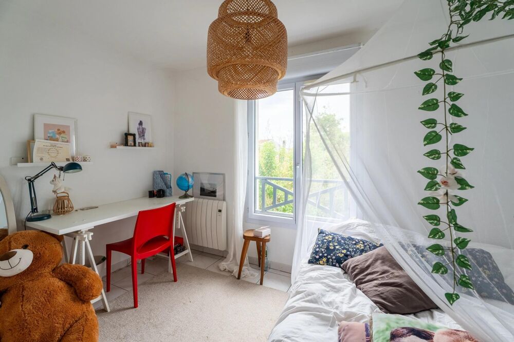 Maison T3 mitoyenne avec jardinet et Parking