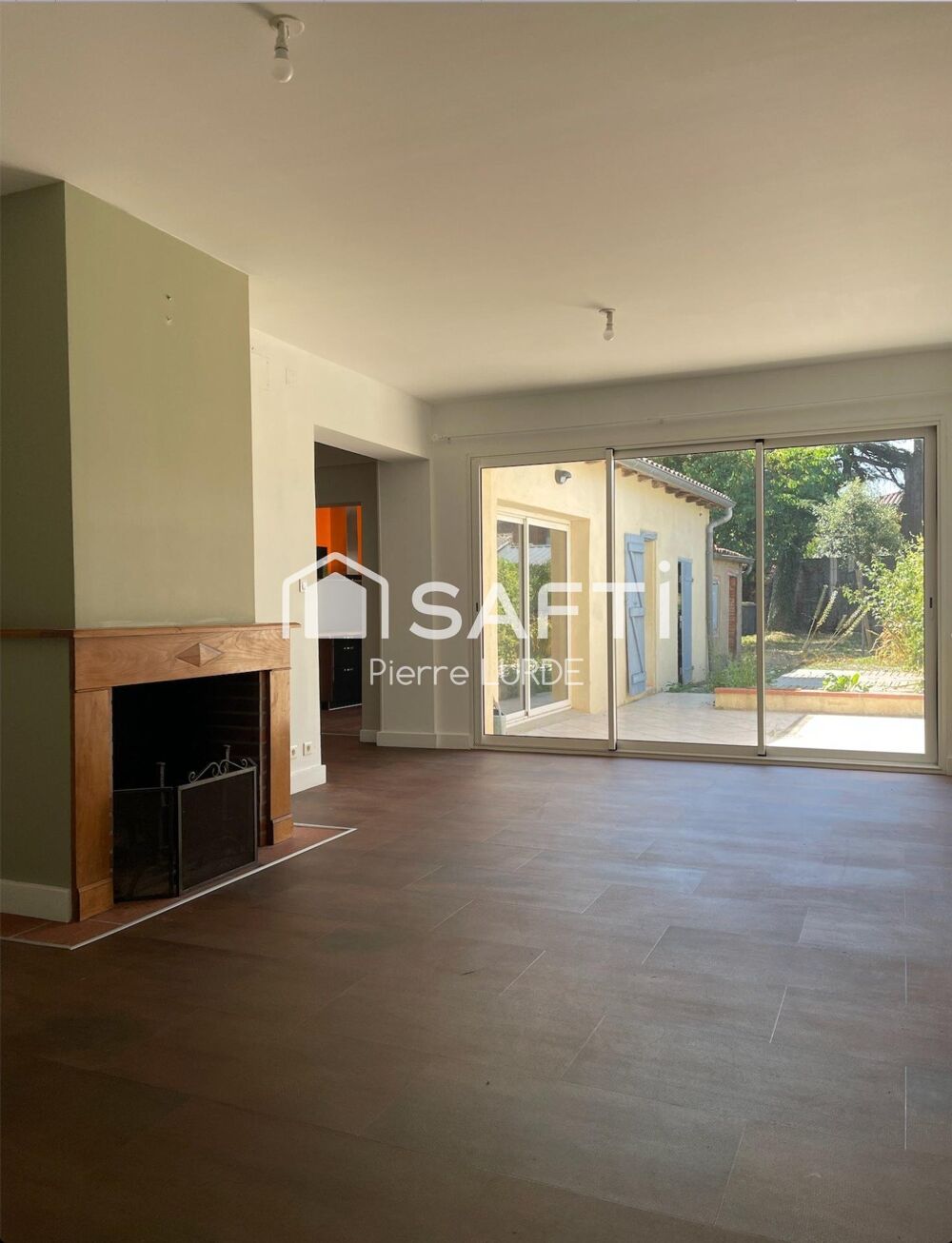 Centre ville - Maison de 160 m2 avec jardin