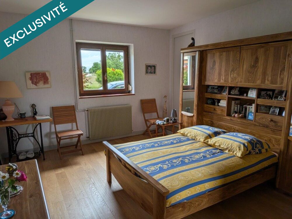 Maison familiale de 108 m² à Chamblay ( JURA), 3 chambres avec terrain