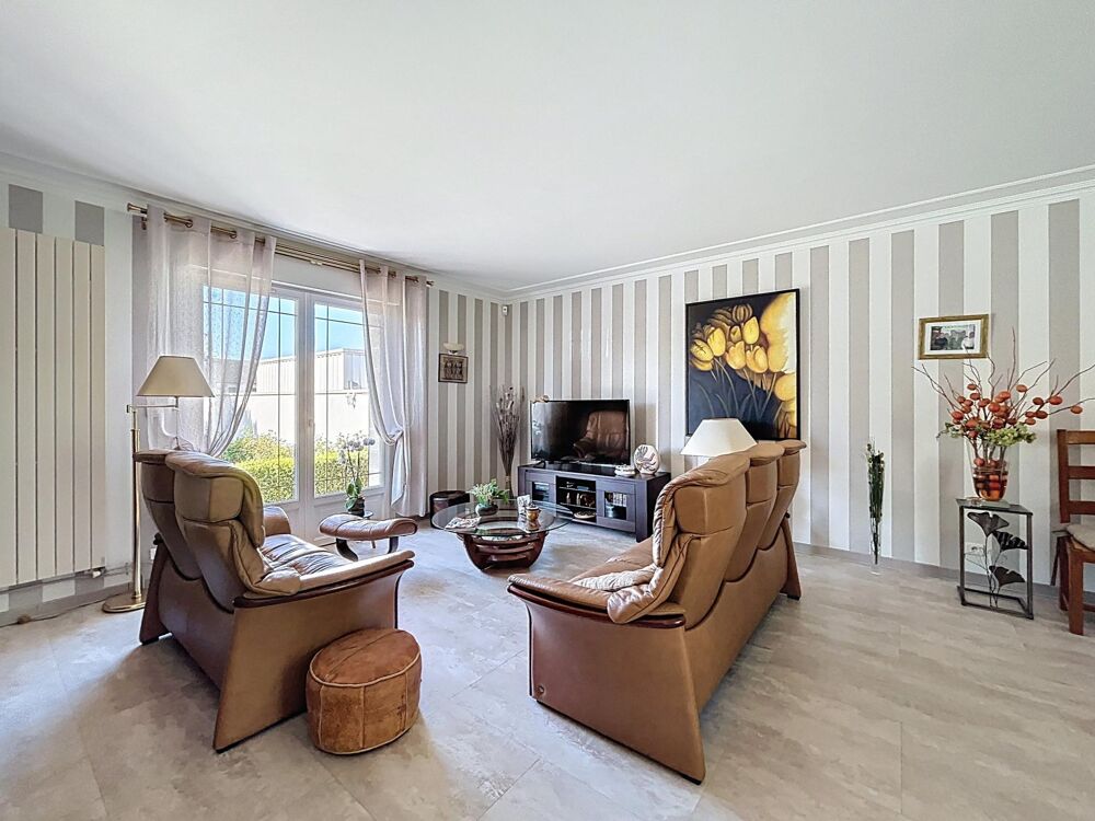 Vente Maison Maison Coup de Coeur : espaces génereux et prestations de Qualité Noyon