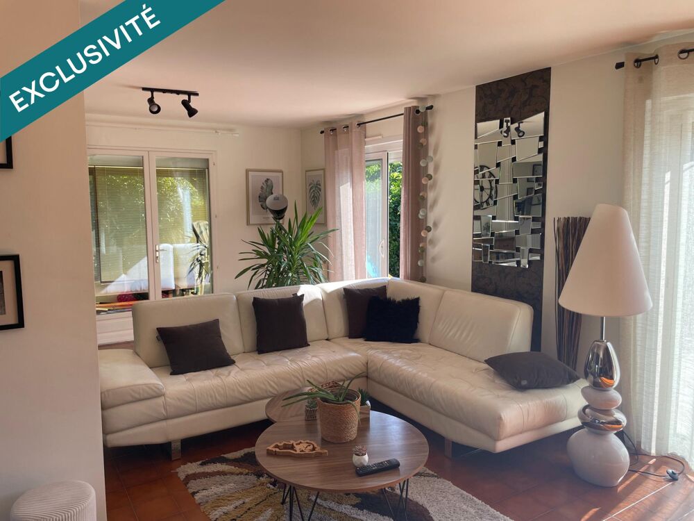 Vente Maison À la limite de Bourg en Bresse, profitez du calme de Viriat sans renoncer à la proximité de la ville ! Viriat