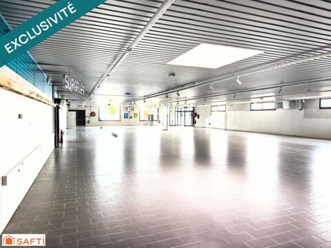   Vaste local commercial libre d'occupation, modulable pour diverses activités, dans un emplacement de choix 