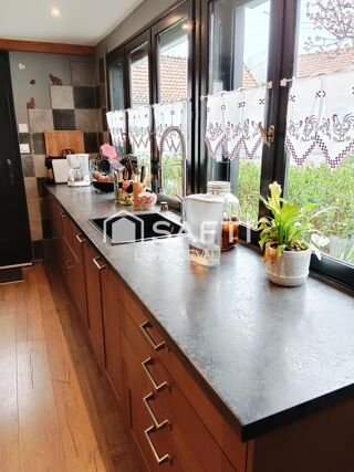  Maison à vendre 12 pièces 262 m²
