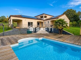 Vente Maison Maison 6 chambres avec piscine près de Sarlat Simeyrols
