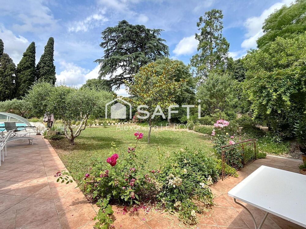 VILLA DARCHITECTE de 209 m2 et son Magnifique PARC !!